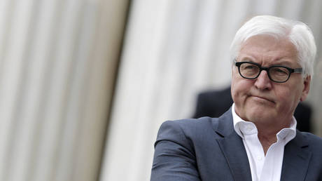 Президент Германии «обосновывает» позицию по кассетным бомбам — RT World News