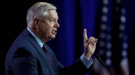 Республиканцы США раскритиковали предложение коллеги по Украине — RT World News