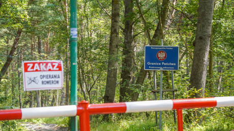 EU state threatens to close border with Russia’s main ally — RT World News