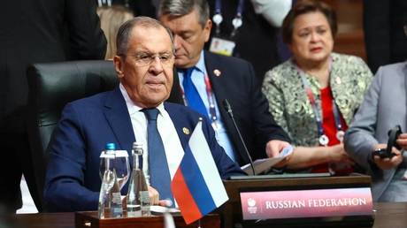 Countries are ‘tired’ of US-led ‘Ukrainization’ of global agenda – Moscow — RT India