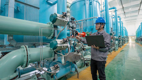 Russia to boost gas supplies to China – Gazprom — RT Business News