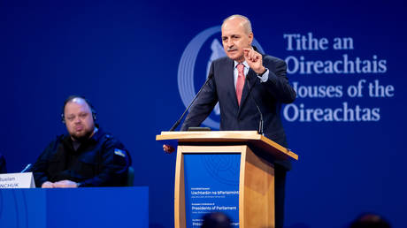 Turkish lawmaker sets out only way to stop Israeli-Palestinian violence — RT World News