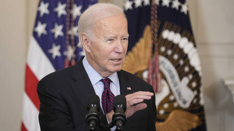 Biden threatens to veto Republican Israel aid package — RT World News