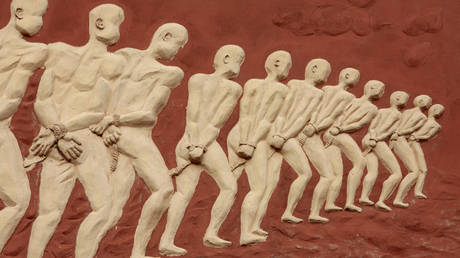 Британская фирма извинилась за участие в работорговле — RT Africa