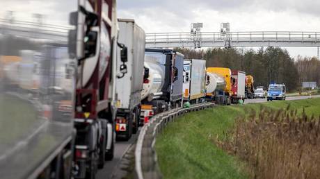 Польские фермеры присоединяются к блокаде Украины — RT Business News