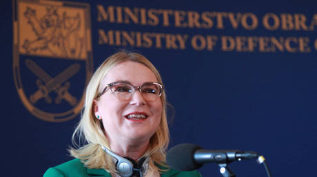 У еще одного члена НАТО закончилось оружие для Украины — RT World News