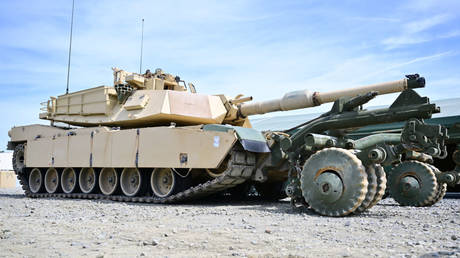 Украинская война — «хорошая инвестиция» для США – соперника Трампа — RT World News