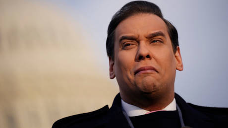 Американского политика исключили из Конгресса — RT World News