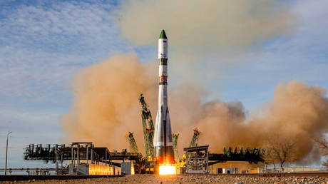 Ажиотаж вокруг «Игр будущего» растет, поскольку трофей вращается вокруг Земли на борту МКС — RT Games & Culture