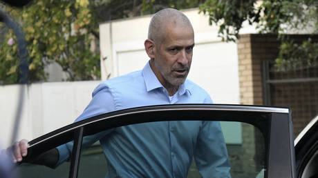 Израиль обещает охотиться на ХАМАС где угодно – глава службы безопасности — RT World News