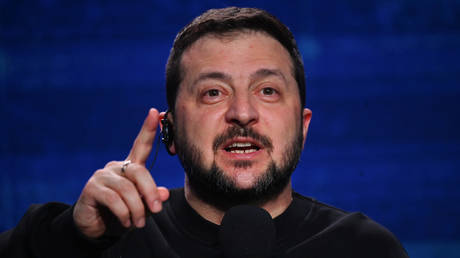 Экс-премьер-министр Украины объяснил, почему Зеленский хочет больше войск — RT Россия и бывший Советский Союз