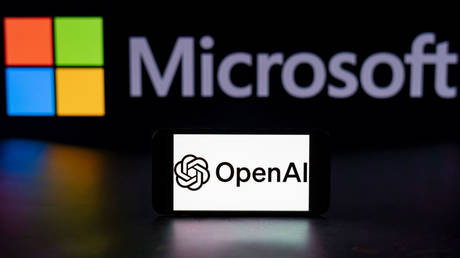 New York Times подает в суд на Microsoft и OpenAI — RT World News