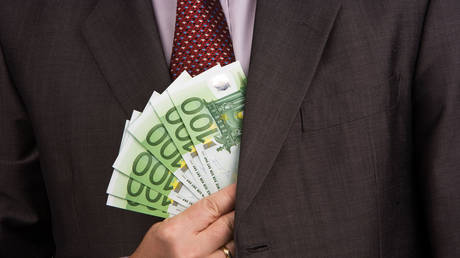 Помощник Зеленского жалуется на безудержную коррупцию — RT Россия и бывший Советский Союз