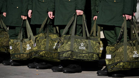 Россия раскрывает новый размер армии — RT Россия и бывший Советский Союз