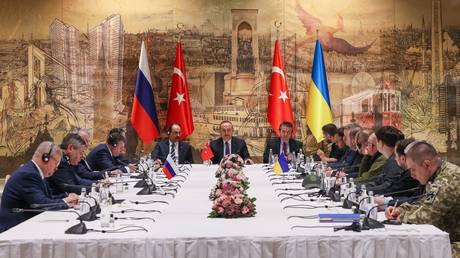 Российский дипломат объясняет, чем закончится украинский конфликт — RT Россия и бывший Советский Союз