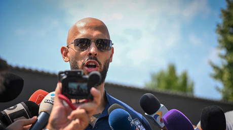 Эндрю Тейту вручили победу в суде — RT World News