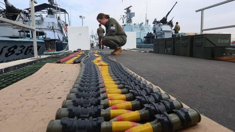 США обсуждают задержку поставок оружия в Израиль – NBC – RT World News