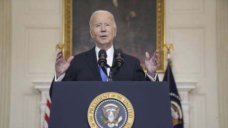 Байден раскритиковал Трампа из-за «антиамериканской» позиции НАТО — RT World News