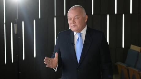 Байдена пригласили связаться с россиянами после интервью с Путиным — RT Russia & бывший Советский Союз