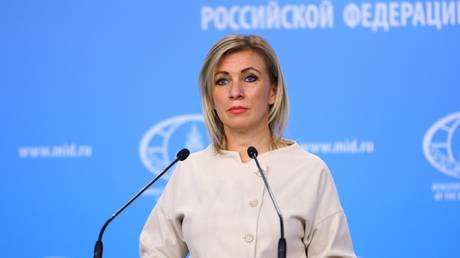 Латвия и Эстония запугивают свое население, наказывая участников Игр будущего