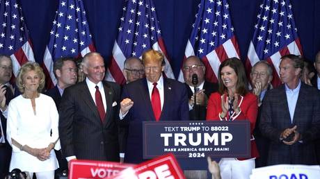 Трамп побеждает Хейли на праймериз в Южной Каролине — RT World News