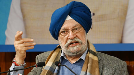 Запад пытался «вооружить» российскую нефть – Нью-Дели – RT Индия