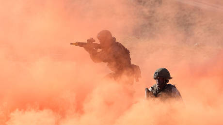 Западный спецназ работает в Украине – FT — RT Россия и бывший Советский Союз