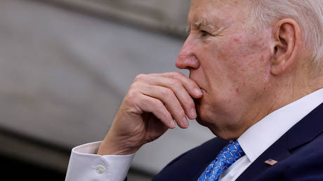 Большинство избирателей США не одобряют политику Байдена в секторе Газа – опрос WSJ – RT World News