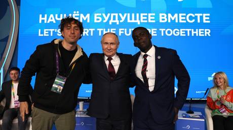 Мир несправедлив – Путин — RT Россия и бывший Советский Союз