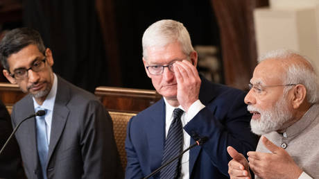 Нью-Дели просит крупные технологические компании получить одобрение на инструменты искусственного интеллекта — RT India