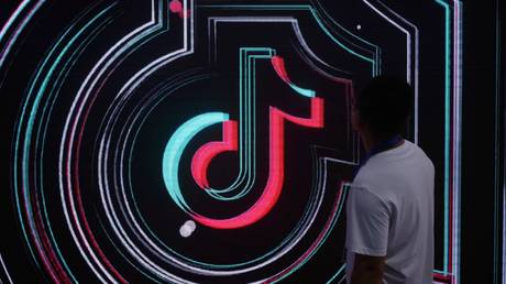 Почему законодатели США одержимы запретом TikTok?  — Мировые новости RT