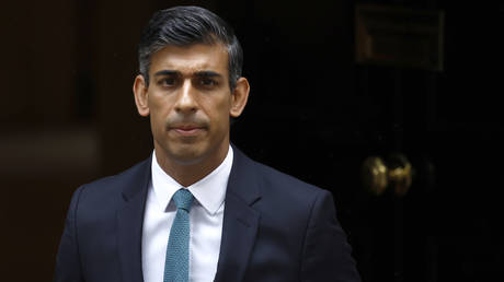 Сойдет ли правительству Великобритании с рук депортация просителей убежища в Африку? — РТ Африка