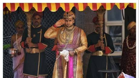 Как король оказался в бюллетенях для голосования в Индии — RT India