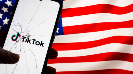 Китай обещает отомстить за «запугивание» США — RT World News