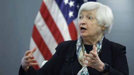 США запретили российские металлы — RT Business News