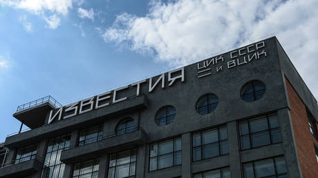 ЕС запрещает крупные русскоязычные СМИ — RT World News