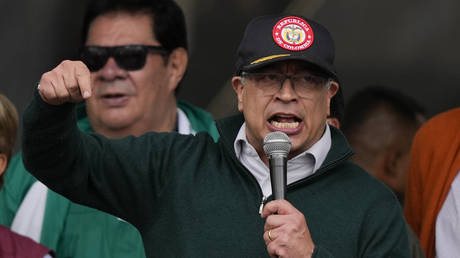 Южноамериканский лидер просит МУС выдать ордер на арест Нетаньяху — RT World News