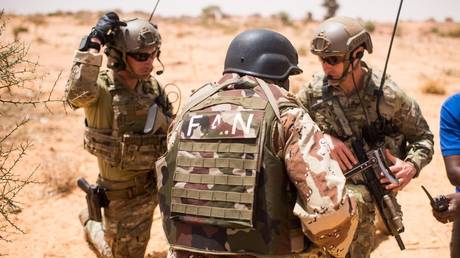 Как катастрофическое вторжение НАТО в Ливию до сих пор отзывается эхом в Западной Африке — RT Africa