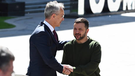 Украина должна победить Россию, чтобы вступить в НАТО – Зеленский — RT Россия и бывший Советский Союз