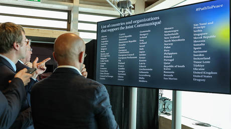 Еще один подписавший исчез из декларации Зеленского о «мирной конференции» — RT World News