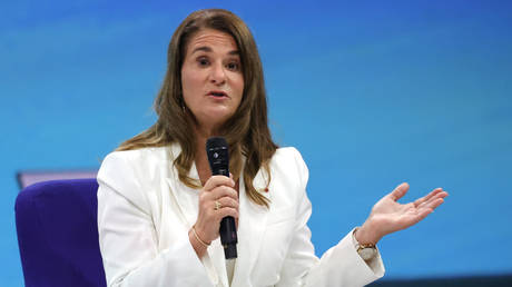 Гейтс может привести к «падению западной цивилизации» – Маск — RT World News