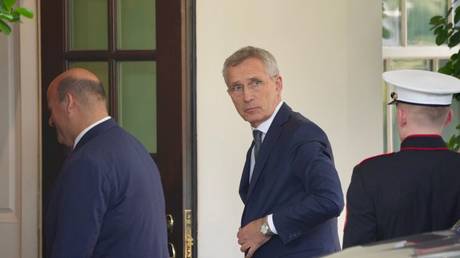 Глава НАТО заявил, что Китай должен быть наказан — RT World News