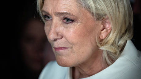 Paris prosecutors targeting Le Pen – media — RT World News