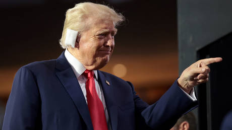 Trump inspires new trend at Republican convention (PHOTOS) — RT Entertainment