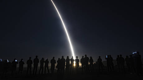 US declassifies data on its nuclear stockpile — RT World News