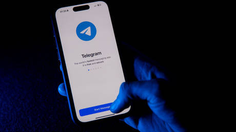 EU capital’s government bans Telegram — RT World News
