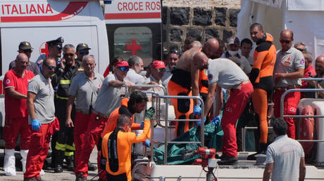 Manslaughter probe begins into wealthy Briton’s superyacht disaster — RT World News