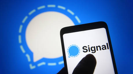 Russia blocks CIA-linked Signal messenger — RT Russia & Former Soviet Union