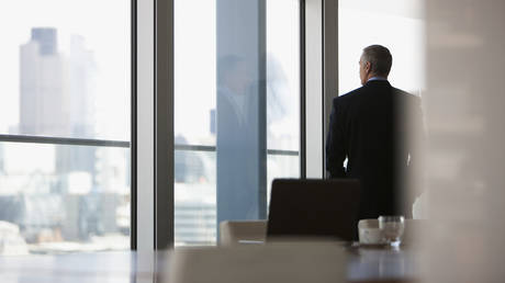 Top UK CEOs make more in year than average worker in lifetime – study — RT Business News