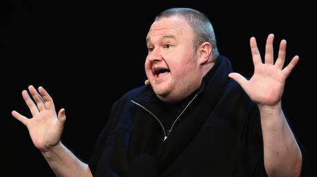‘US colony’ to extradite Kim Dotcom — RT World News